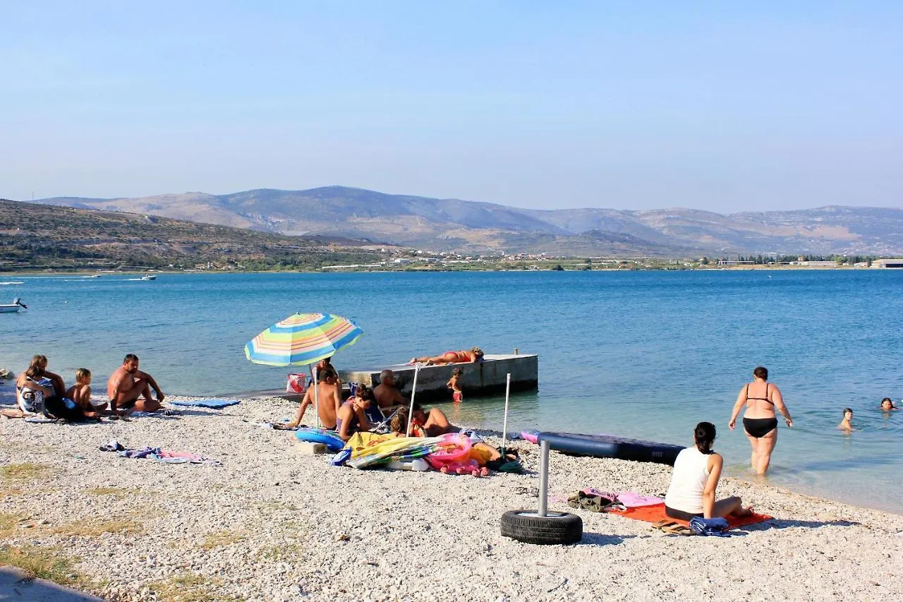 Apartments By The Sea Arbanija, Ciovo - 12113 特罗吉尔 克罗地亚